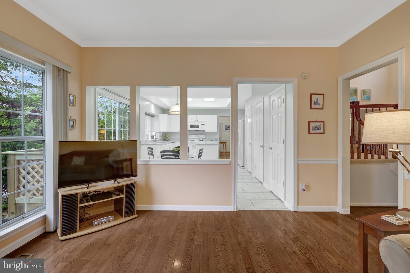 30125 MERCHANT CT, GREAT FALLS, Virginia 22066, 4 Bedrooms Bedrooms, ,2 BathroomsBathrooms,Residential,For sale,30125 MERCHANT CT,VALO2093816 MLS # VALO2093816
