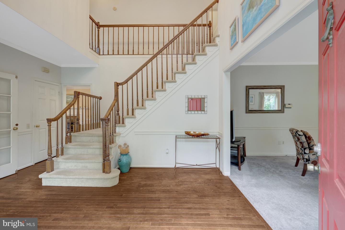 30125 MERCHANT CT, GREAT FALLS, Virginia 22066, 4 Bedrooms Bedrooms, ,2 BathroomsBathrooms,Residential,For sale,30125 MERCHANT CT,VALO2093816 MLS # VALO2093816