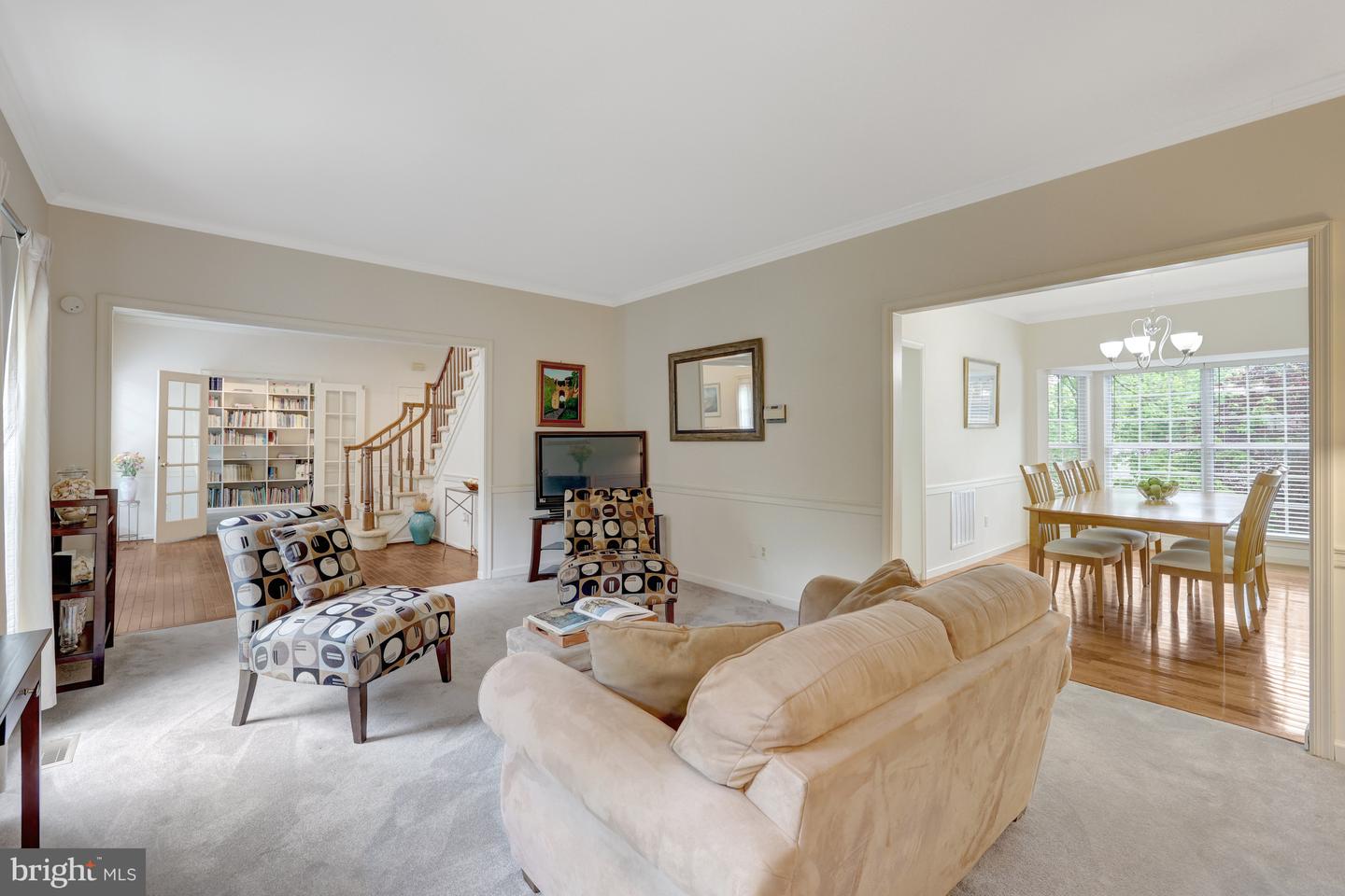 30125 MERCHANT CT, GREAT FALLS, Virginia 22066, 4 Bedrooms Bedrooms, ,2 BathroomsBathrooms,Residential,For sale,30125 MERCHANT CT,VALO2093816 MLS # VALO2093816