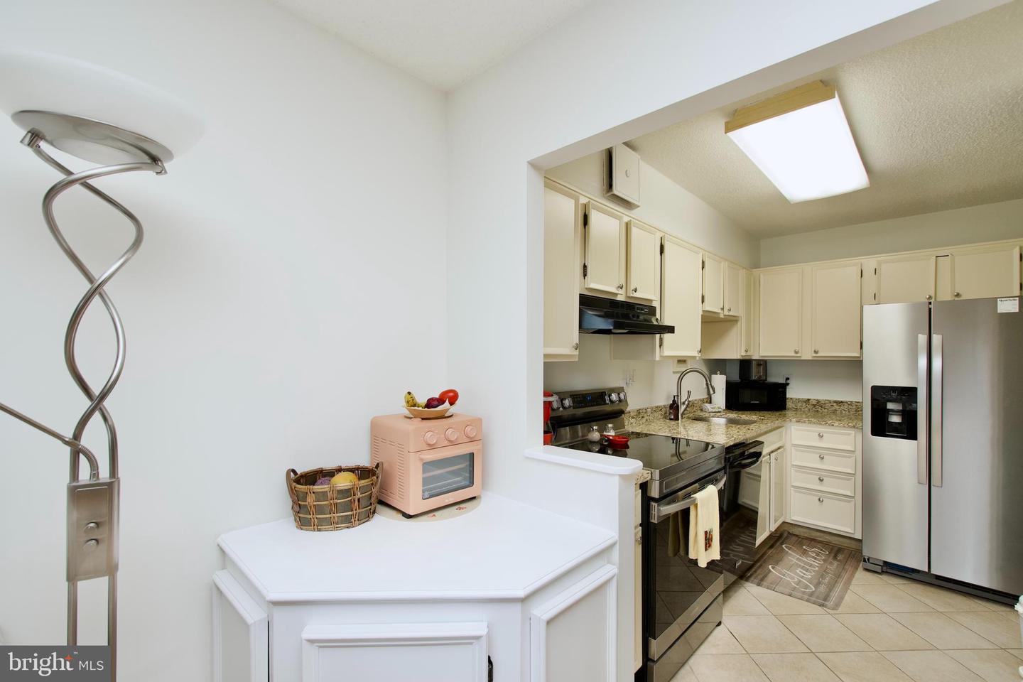 5901 MOUNT EAGLE DR #817, ALEXANDRIA, Virginia 22303, 1 Bedroom Bedrooms, ,1 BathroomBathrooms,Residential,For sale,5901 MOUNT EAGLE DR #817,VAFX2233974 MLS # VAFX2233974