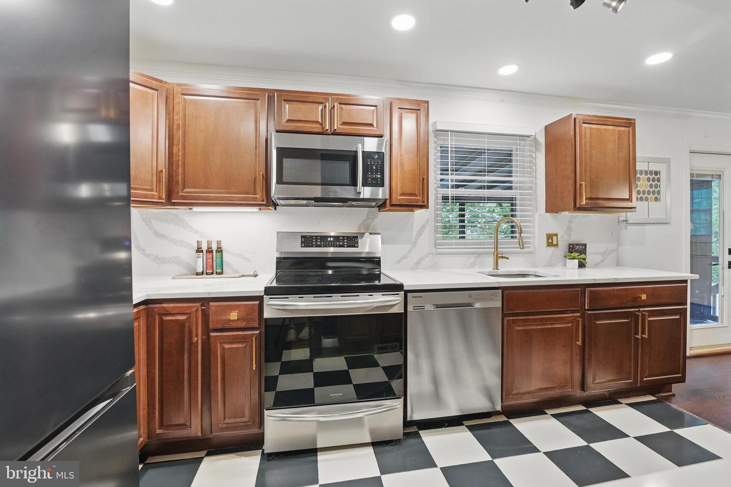 7910 BAYBERRY DR, ALEXANDRIA, Virginia 22306, 4 Bedrooms Bedrooms, ,2 BathroomsBathrooms,Residential,For sale,7910 BAYBERRY DR,VAFX2234422 MLS # VAFX2234422