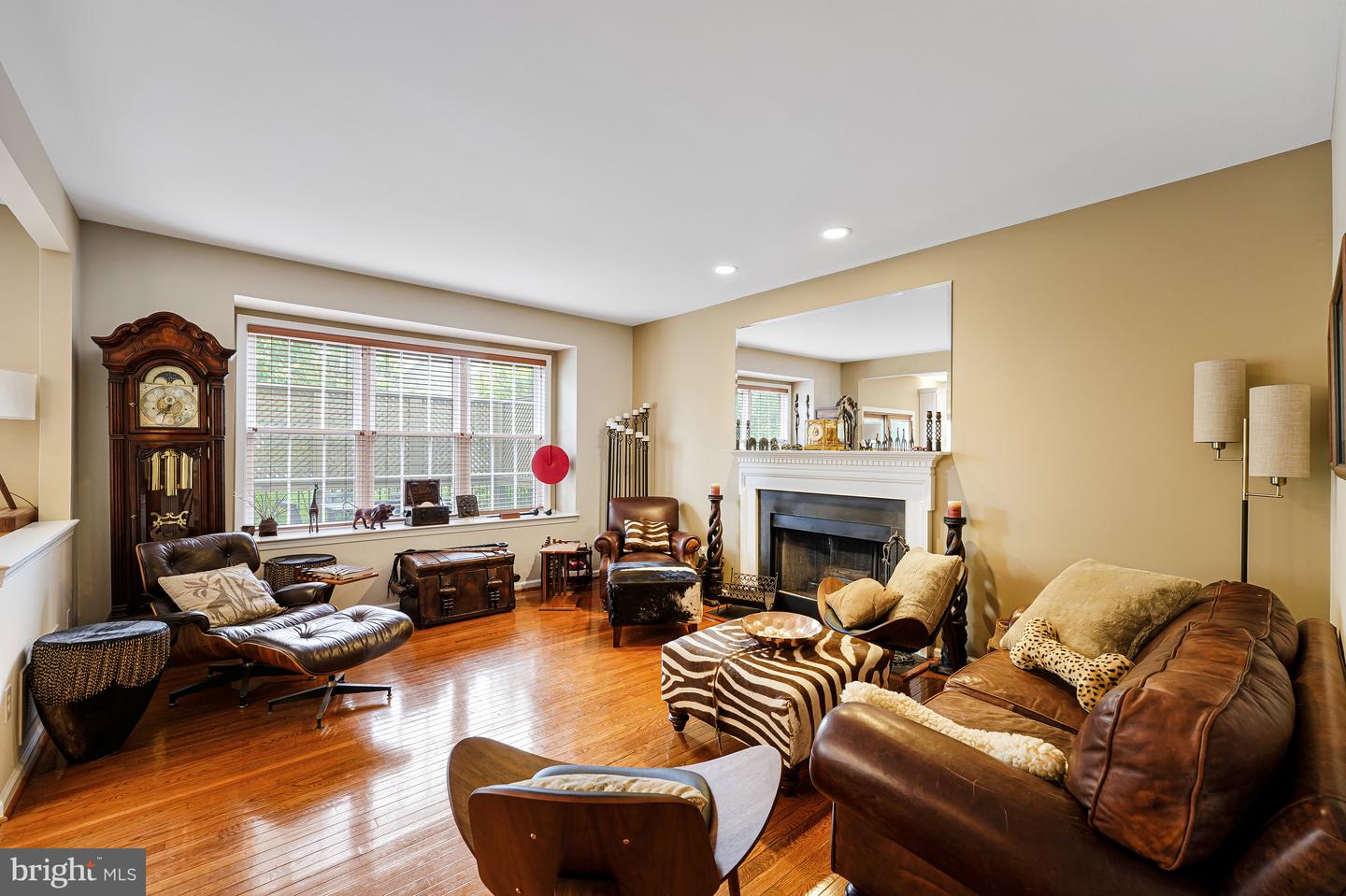 12405 WILLOW FALLS DR, HERNDON, Virginia 20170, 4 Bedrooms Bedrooms, ,3 BathroomsBathrooms,Residential,For sale,12405 WILLOW FALLS DR,VAFX2234770 MLS # VAFX2234770