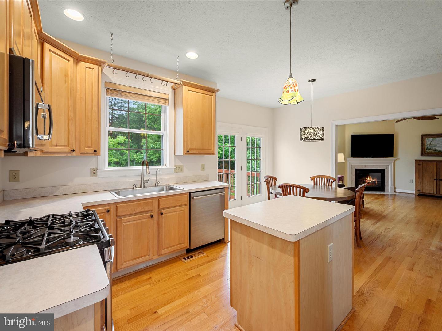 311 CLYDESDALE DR, STEPHENS CITY, Virginia 22655, 4 Bedrooms Bedrooms, ,2 BathroomsBathrooms,Residential,For sale,311 CLYDESDALE DR,VAFV2033504 MLS # VAFV2033504