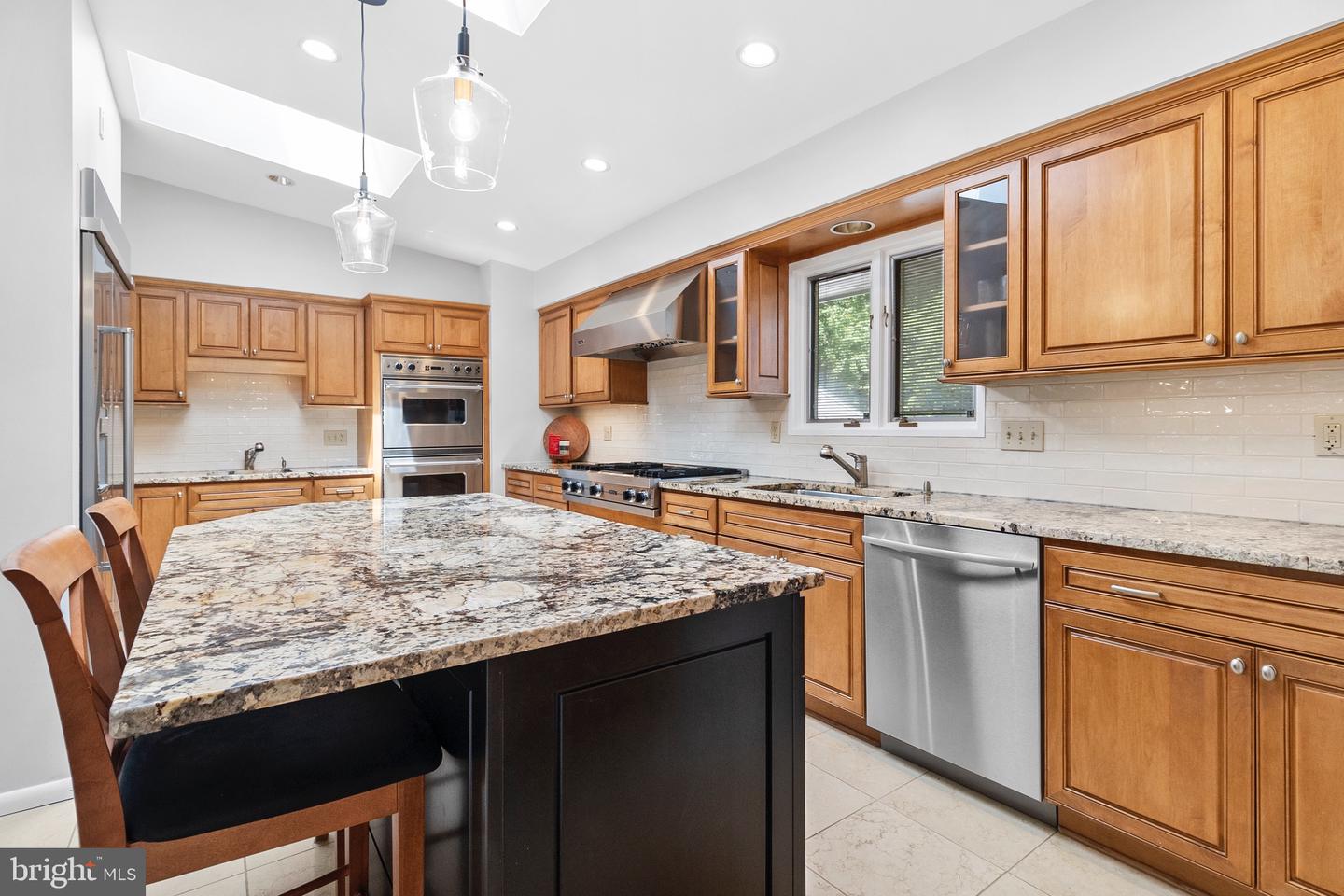 3428 EXECUTIVE AVE, FALLS CHURCH, Virginia 22042, 3 Bedrooms Bedrooms, ,2 BathroomsBathrooms,Residential,For sale,3428 EXECUTIVE AVE,VAFX2235330 MLS # VAFX2235330