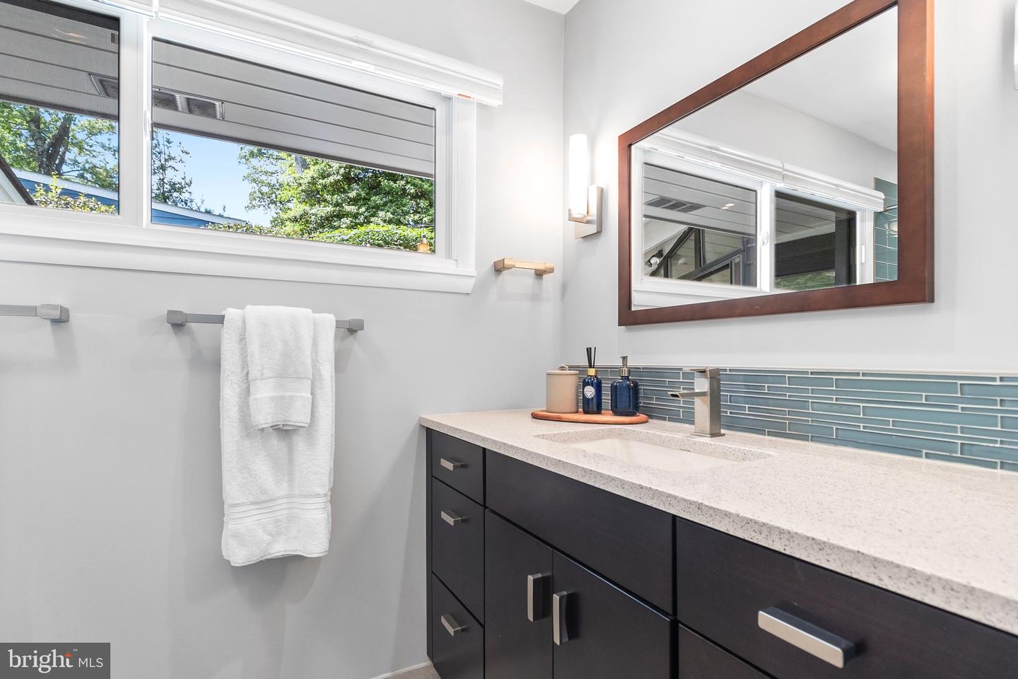 3428 EXECUTIVE AVE, FALLS CHURCH, Virginia 22042, 3 Bedrooms Bedrooms, ,2 BathroomsBathrooms,Residential,For sale,3428 EXECUTIVE AVE,VAFX2235330 MLS # VAFX2235330