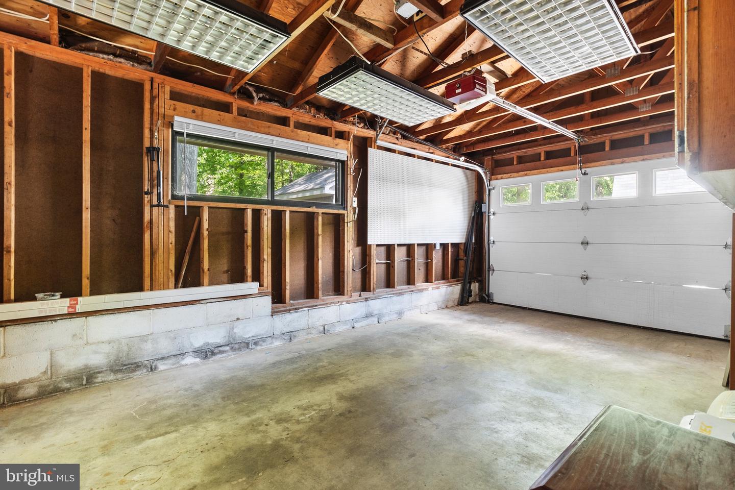 3428 EXECUTIVE AVE, FALLS CHURCH, Virginia 22042, 3 Bedrooms Bedrooms, ,2 BathroomsBathrooms,Residential,For sale,3428 EXECUTIVE AVE,VAFX2235330 MLS # VAFX2235330