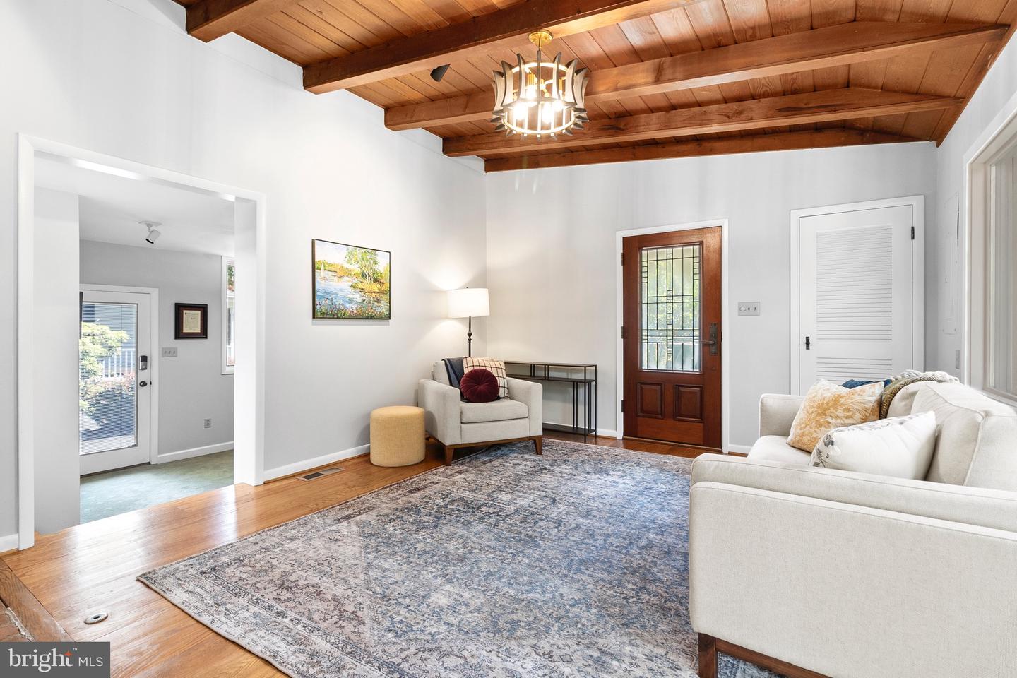 3428 EXECUTIVE AVE, FALLS CHURCH, Virginia 22042, 3 Bedrooms Bedrooms, ,2 BathroomsBathrooms,Residential,For sale,3428 EXECUTIVE AVE,VAFX2235330 MLS # VAFX2235330