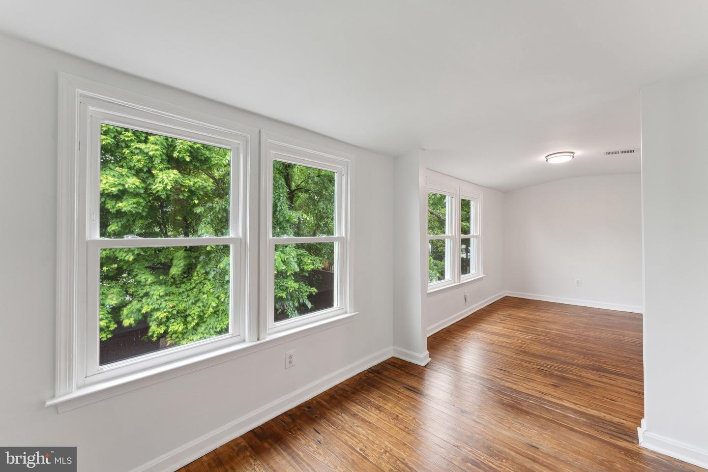 1843 MONROE ST NE, WASHINGTON, District Of Columbia 20018, 5 Bedrooms Bedrooms, ,3 BathroomsBathrooms,Residential,For sale,1843 MONROE ST NE,DCDC2196398 MLS # DCDC2196398