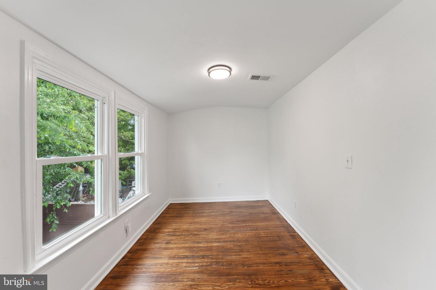1843 MONROE ST NE, WASHINGTON, District Of Columbia 20018, 5 Bedrooms Bedrooms, ,3 BathroomsBathrooms,Residential,For sale,1843 MONROE ST NE,DCDC2196398 MLS # DCDC2196398