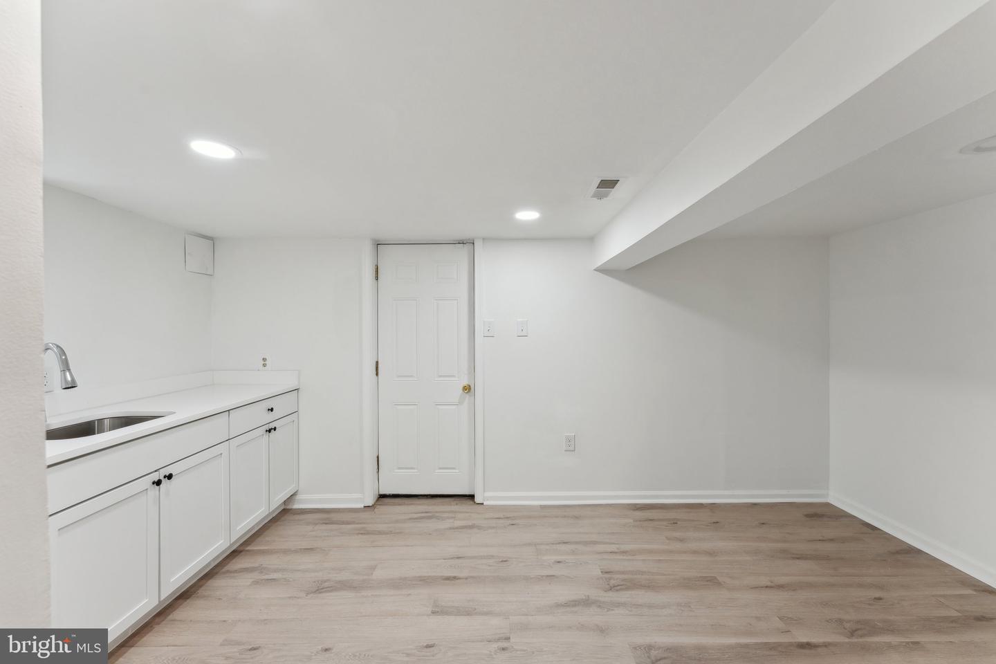 1843 MONROE ST NE, WASHINGTON, District Of Columbia 20018, 5 Bedrooms Bedrooms, ,3 BathroomsBathrooms,Residential,For sale,1843 MONROE ST NE,DCDC2196398 MLS # DCDC2196398