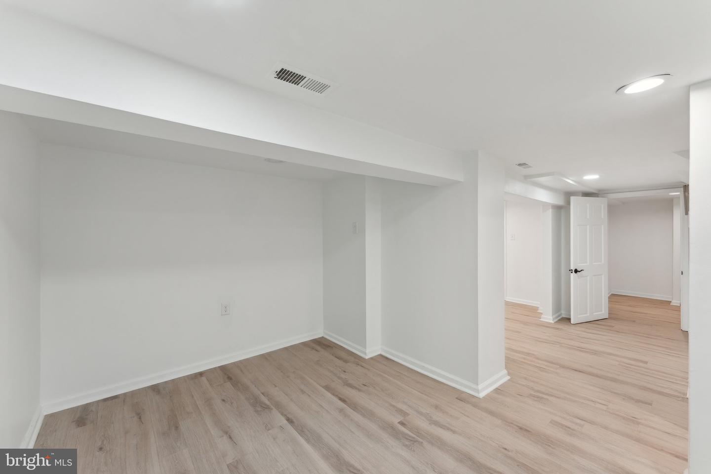 1843 MONROE ST NE, WASHINGTON, District Of Columbia 20018, 5 Bedrooms Bedrooms, ,3 BathroomsBathrooms,Residential,For sale,1843 MONROE ST NE,DCDC2196398 MLS # DCDC2196398
