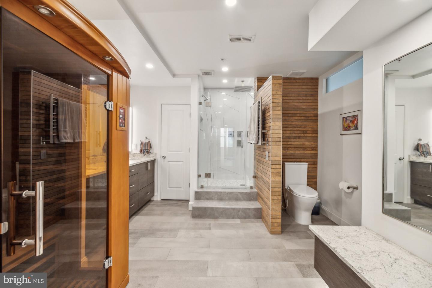 400 MASSACHUSETTS AVE NW #207, WASHINGTON, District Of Columbia 20001, 2 Bedrooms Bedrooms, ,2 BathroomsBathrooms,Residential,For sale,400 MASSACHUSETTS AVE NW #207,DCDC2196428 MLS # DCDC2196428
