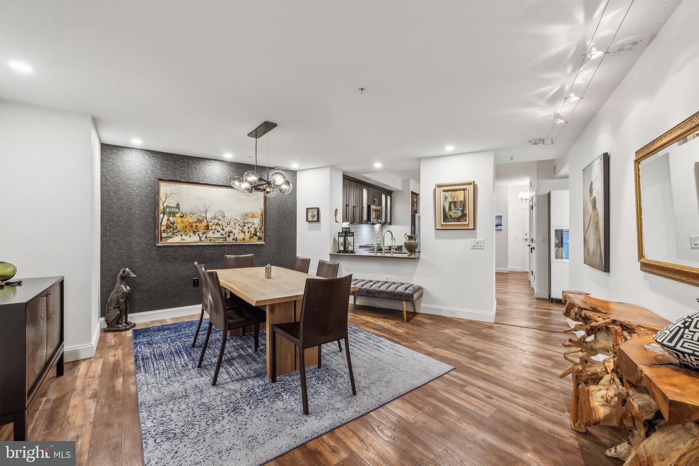 400 MASSACHUSETTS AVE NW #207, WASHINGTON, District Of Columbia 20001, 2 Bedrooms Bedrooms, ,2 BathroomsBathrooms,Residential,For sale,400 MASSACHUSETTS AVE NW #207,DCDC2196428 MLS # DCDC2196428
