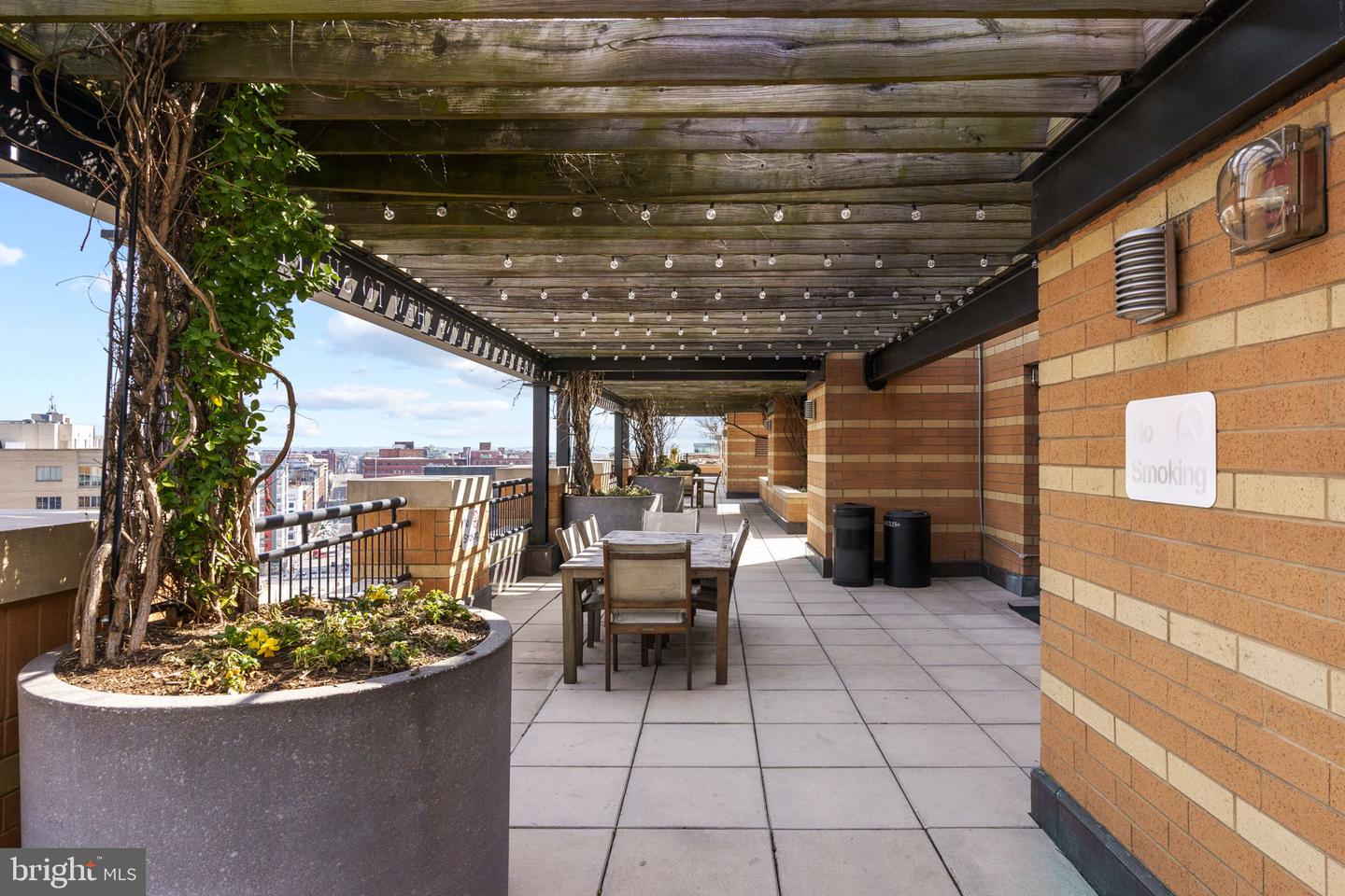 400 MASSACHUSETTS AVE NW #207, WASHINGTON, District Of Columbia 20001, 2 Bedrooms Bedrooms, ,2 BathroomsBathrooms,Residential,For sale,400 MASSACHUSETTS AVE NW #207,DCDC2196428 MLS # DCDC2196428