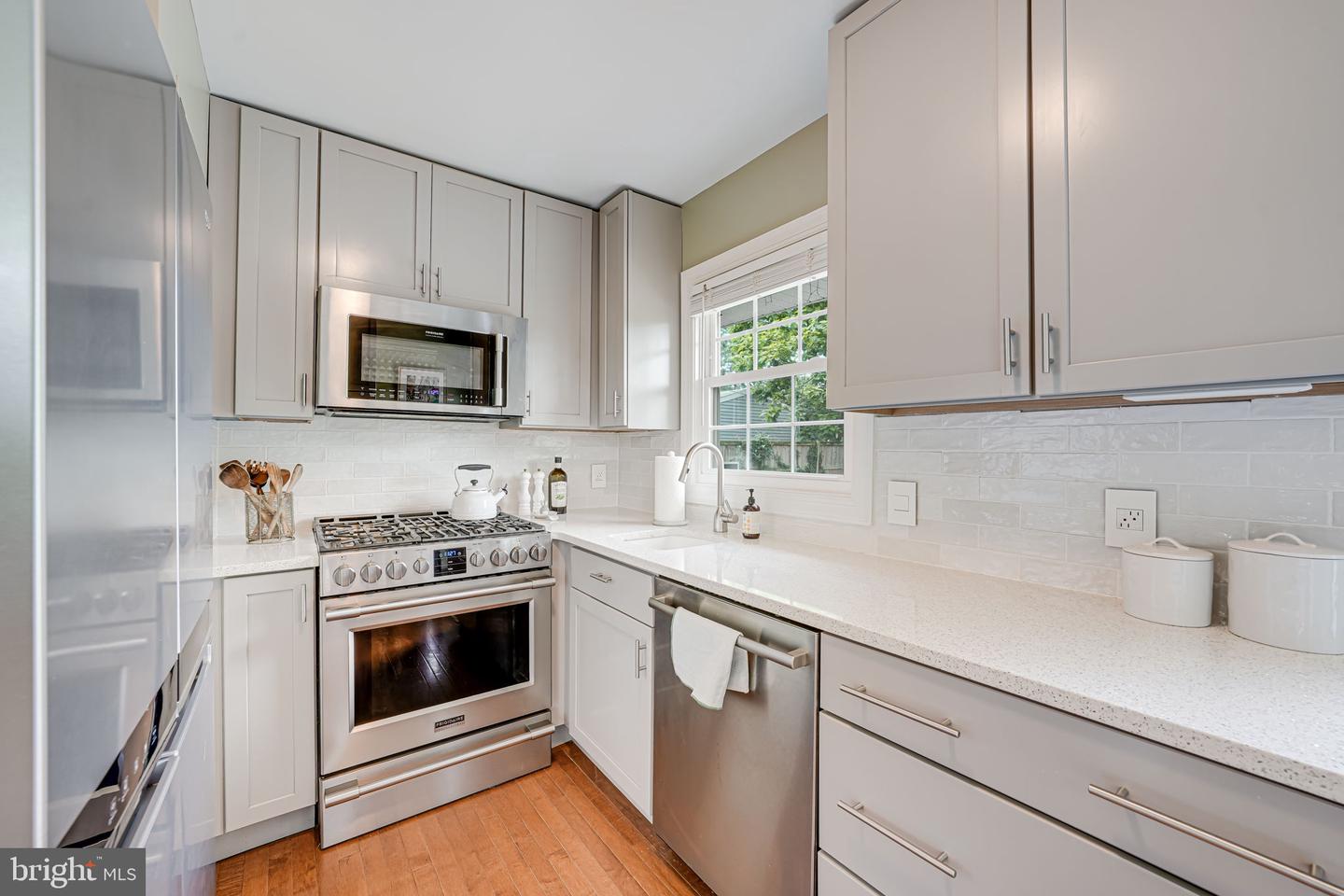 6702 CAVALIER DR, ALEXANDRIA, Virginia 22307, 3 Bedrooms Bedrooms, ,2 BathroomsBathrooms,Residential,For sale,6702 CAVALIER DR,VAFX2235722 MLS # VAFX2235722
