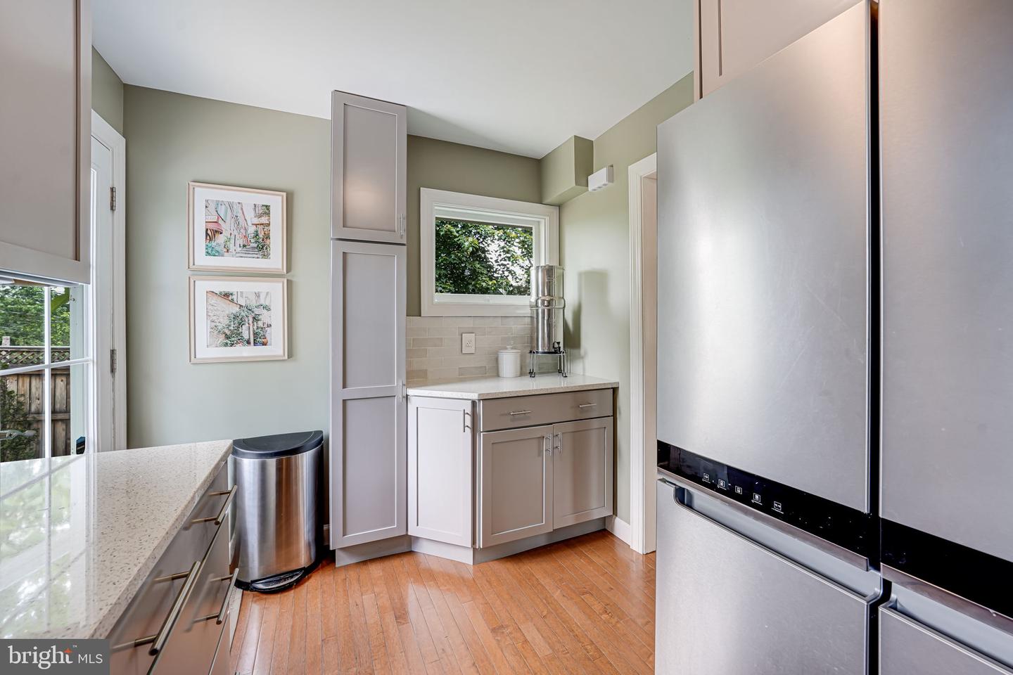 6702 CAVALIER DR, ALEXANDRIA, Virginia 22307, 3 Bedrooms Bedrooms, ,2 BathroomsBathrooms,Residential,For sale,6702 CAVALIER DR,VAFX2235722 MLS # VAFX2235722