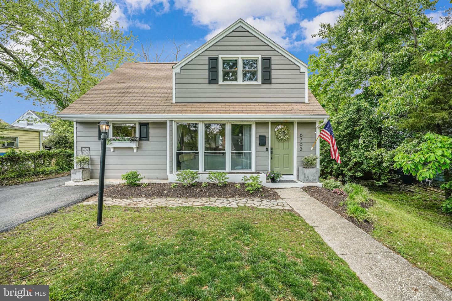 6702 CAVALIER DR, ALEXANDRIA, Virginia 22307, 3 Bedrooms Bedrooms, ,2 BathroomsBathrooms,Residential,For sale,6702 CAVALIER DR,VAFX2235722 MLS # VAFX2235722