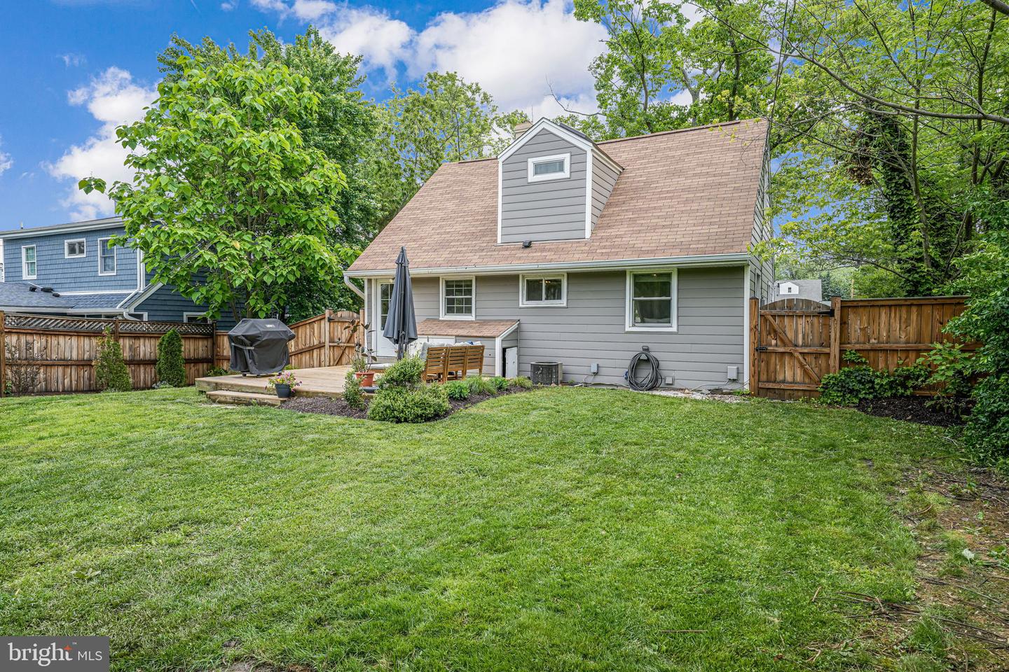 6702 CAVALIER DR, ALEXANDRIA, Virginia 22307, 3 Bedrooms Bedrooms, ,2 BathroomsBathrooms,Residential,For sale,6702 CAVALIER DR,VAFX2235722 MLS # VAFX2235722