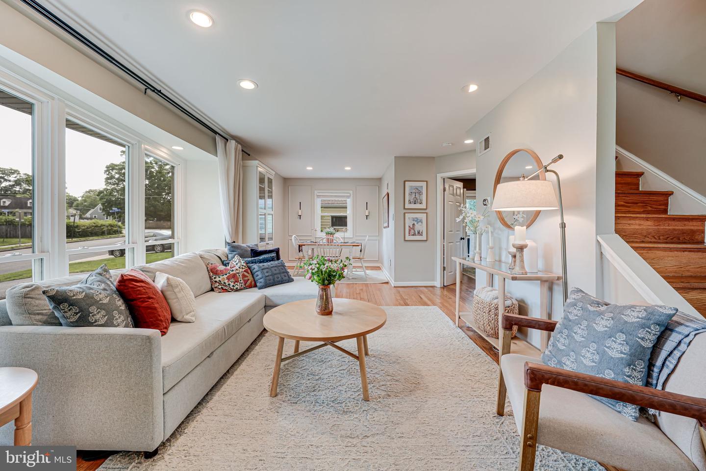 6702 CAVALIER DR, ALEXANDRIA, Virginia 22307, 3 Bedrooms Bedrooms, ,2 BathroomsBathrooms,Residential,For sale,6702 CAVALIER DR,VAFX2235722 MLS # VAFX2235722