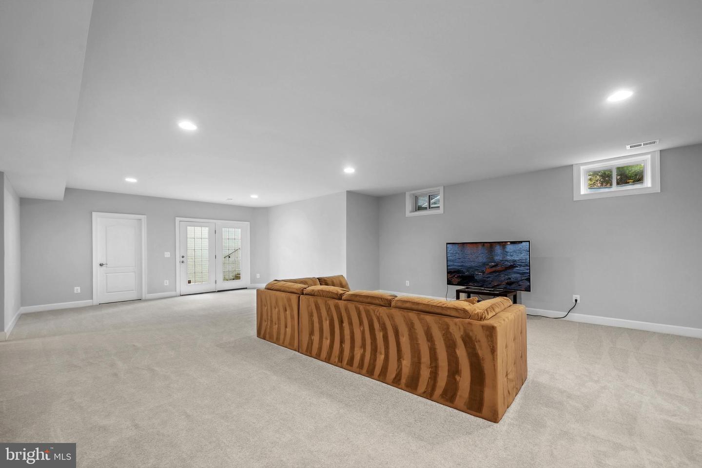 42438 BLACK TALON CT, LEESBURG, Virginia 20176, 5 Bedrooms Bedrooms, ,5 BathroomsBathrooms,Residential,For sale,42438 BLACK TALON CT,VALO2094530 MLS # VALO2094530