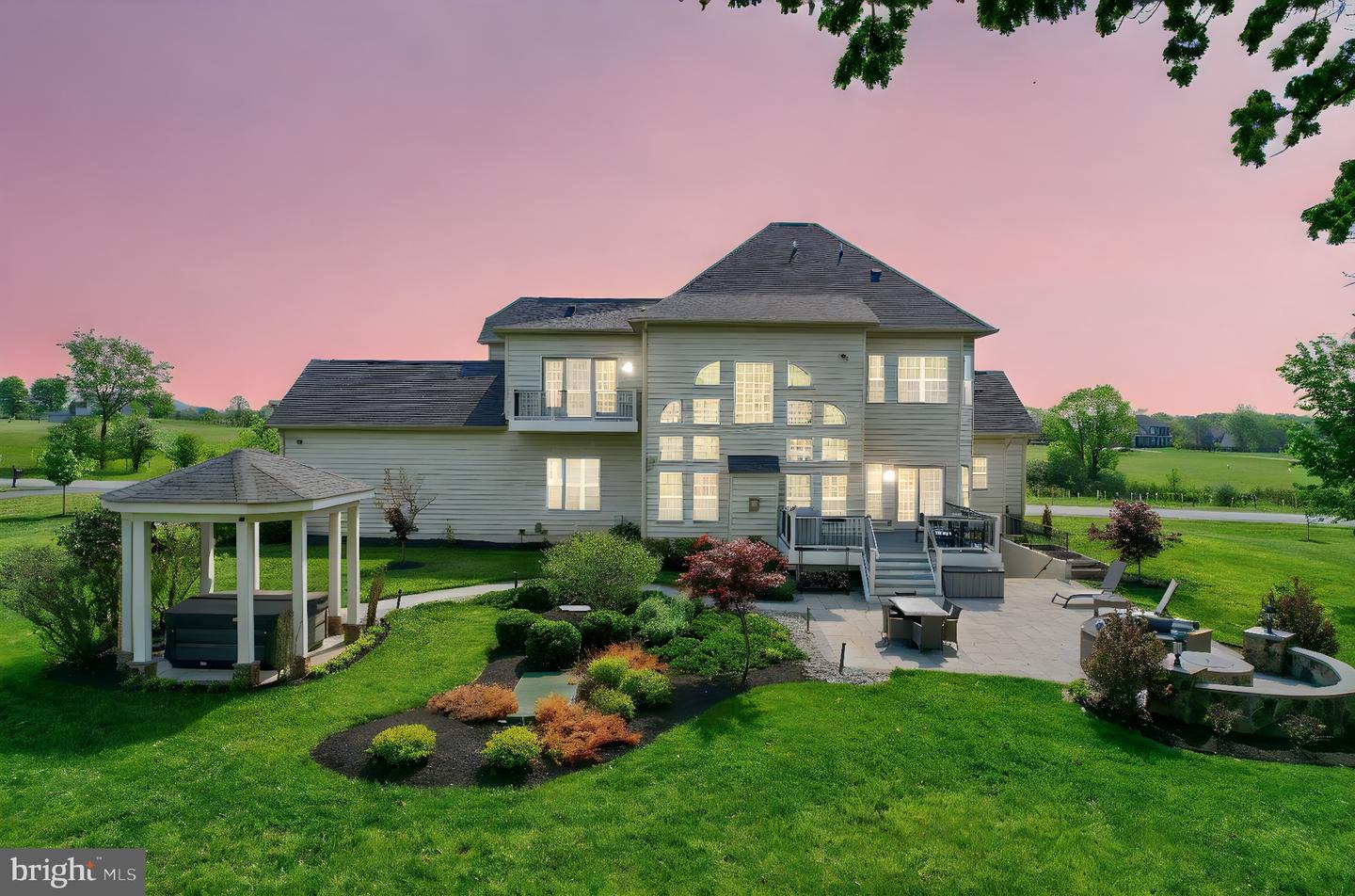 42438 BLACK TALON CT, LEESBURG, Virginia 20176, 5 Bedrooms Bedrooms, ,5 BathroomsBathrooms,Residential,For sale,42438 BLACK TALON CT,VALO2094530 MLS # VALO2094530
