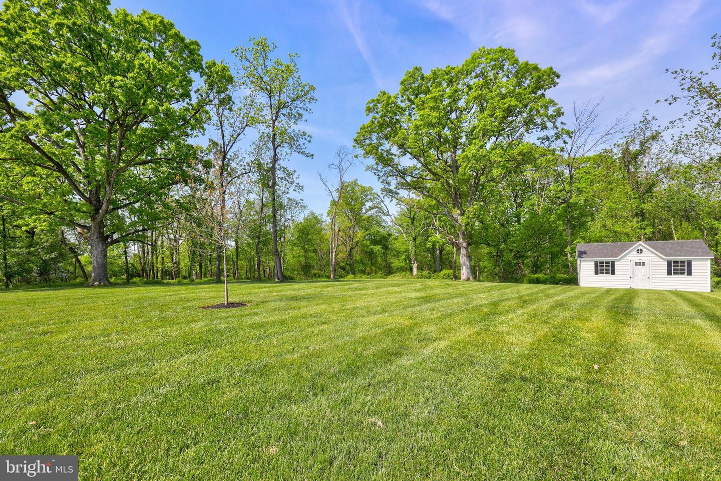 42438 BLACK TALON CT, LEESBURG, Virginia 20176, 5 Bedrooms Bedrooms, ,5 BathroomsBathrooms,Residential,For sale,42438 BLACK TALON CT,VALO2094530 MLS # VALO2094530