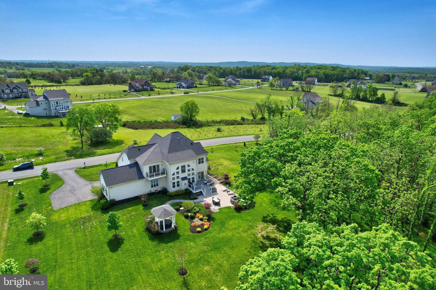 42438 BLACK TALON CT, LEESBURG, Virginia 20176, 5 Bedrooms Bedrooms, ,5 BathroomsBathrooms,Residential,For sale,42438 BLACK TALON CT,VALO2094530 MLS # VALO2094530