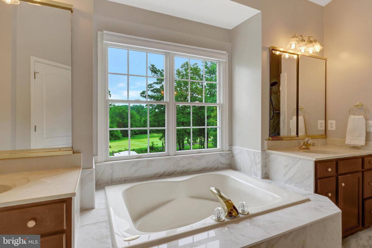 19594 SARATOGA SPRINGS PL, ASHBURN, Virginia 20147, 4 Bedrooms Bedrooms, ,4 BathroomsBathrooms,Residential,For sale,19594 SARATOGA SPRINGS PL,VALO2094592 MLS # VALO2094592