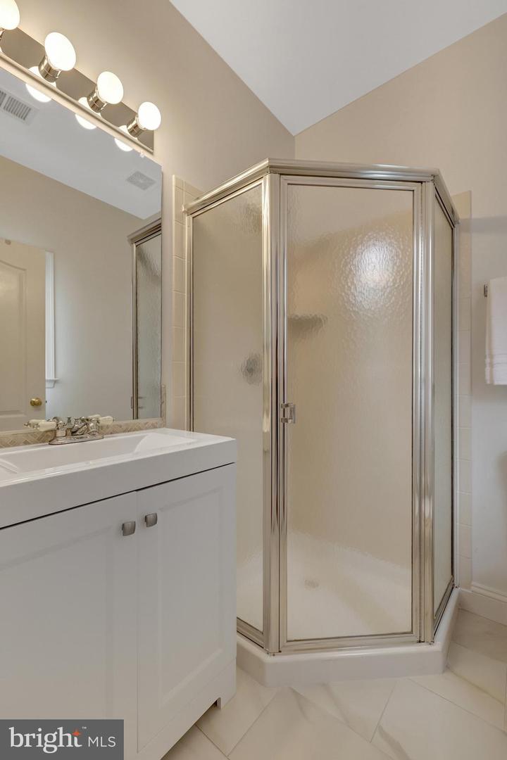 19594 SARATOGA SPRINGS PL, ASHBURN, Virginia 20147, 4 Bedrooms Bedrooms, ,4 BathroomsBathrooms,Residential,For sale,19594 SARATOGA SPRINGS PL,VALO2094592 MLS # VALO2094592
