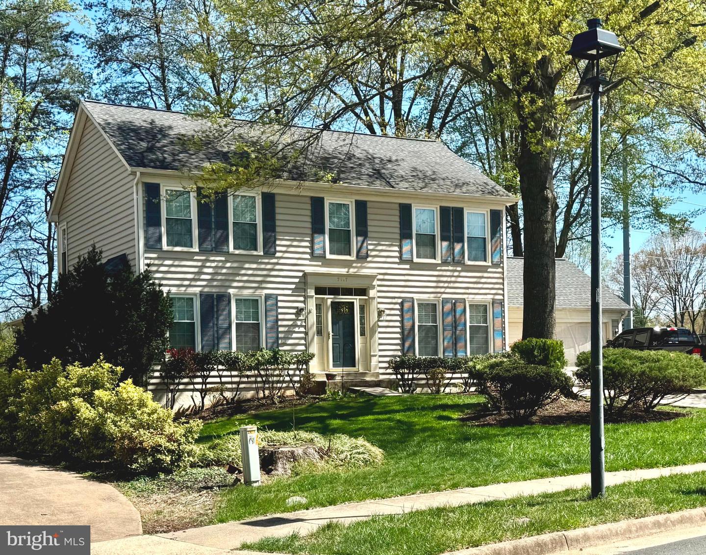7117 STANCHION LN, BURKE, Virginia 22015, 4 Bedrooms Bedrooms, ,3 BathroomsBathrooms,Residential,For sale,7117 STANCHION LN,VAFX2236104 MLS # VAFX2236104