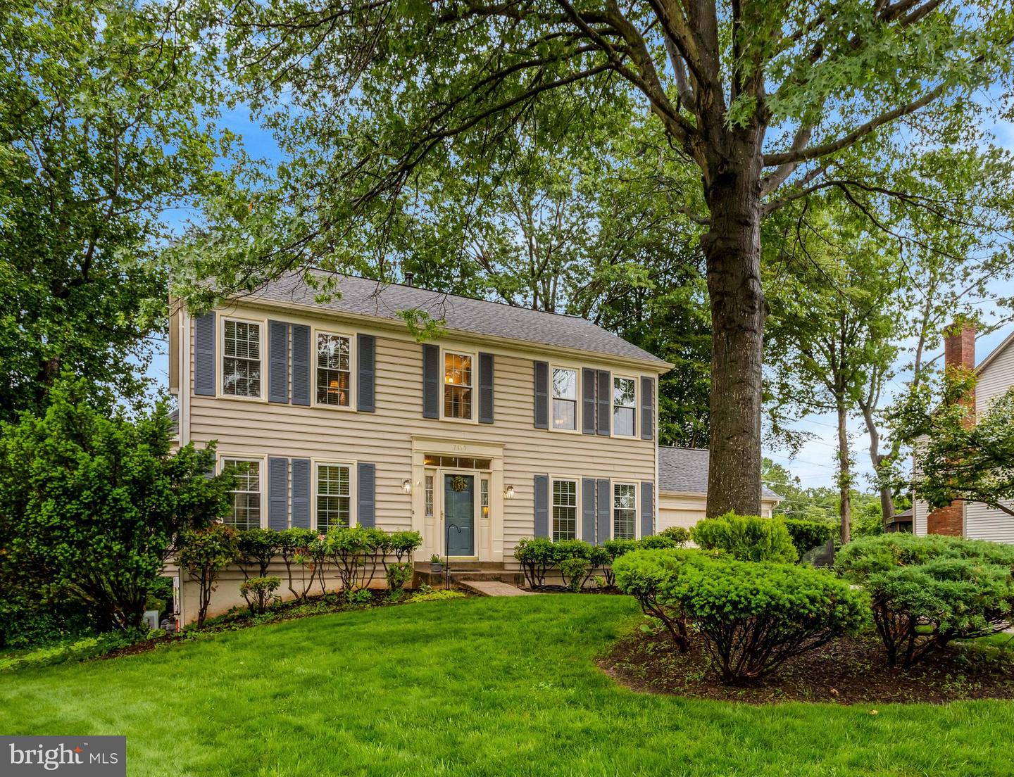 7117 STANCHION LN, BURKE, Virginia 22015, 4 Bedrooms Bedrooms, ,3 BathroomsBathrooms,Residential,For sale,7117 STANCHION LN,VAFX2236104 MLS # VAFX2236104