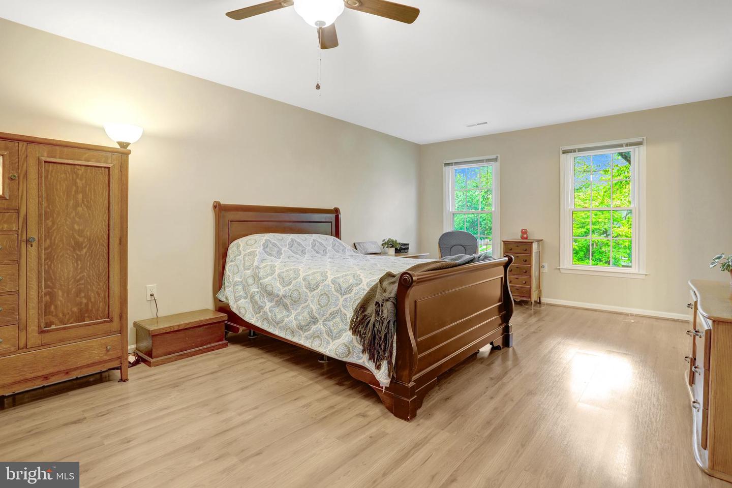 7117 STANCHION LN, BURKE, Virginia 22015, 4 Bedrooms Bedrooms, ,3 BathroomsBathrooms,Residential,For sale,7117 STANCHION LN,VAFX2236104 MLS # VAFX2236104