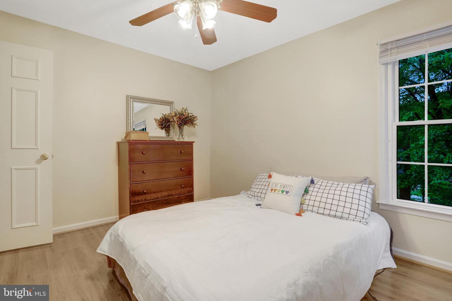 7117 STANCHION LN, BURKE, Virginia 22015, 4 Bedrooms Bedrooms, ,3 BathroomsBathrooms,Residential,For sale,7117 STANCHION LN,VAFX2236104 MLS # VAFX2236104