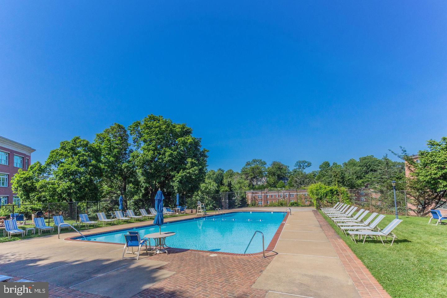 3000 SPOUT RUN PKWY #A609, ARLINGTON, Virginia 22201, 1 Bedroom Bedrooms, ,1 BathroomBathrooms,Residential,For sale,3000 SPOUT RUN PKWY #A609,VAAR2056450 MLS # VAAR2056450