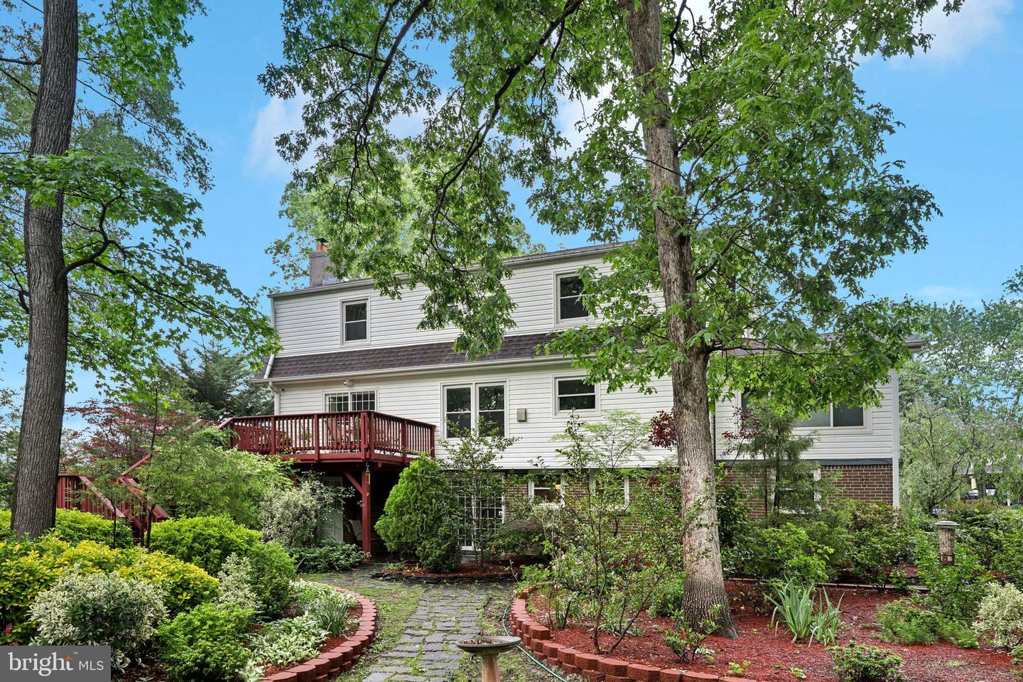 8600 GATESHEAD RD, ALEXANDRIA, Virginia 22309, 4 Bedrooms Bedrooms, ,3 BathroomsBathrooms,Residential,For sale,8600 GATESHEAD RD,VAFX2236348 MLS # VAFX2236348