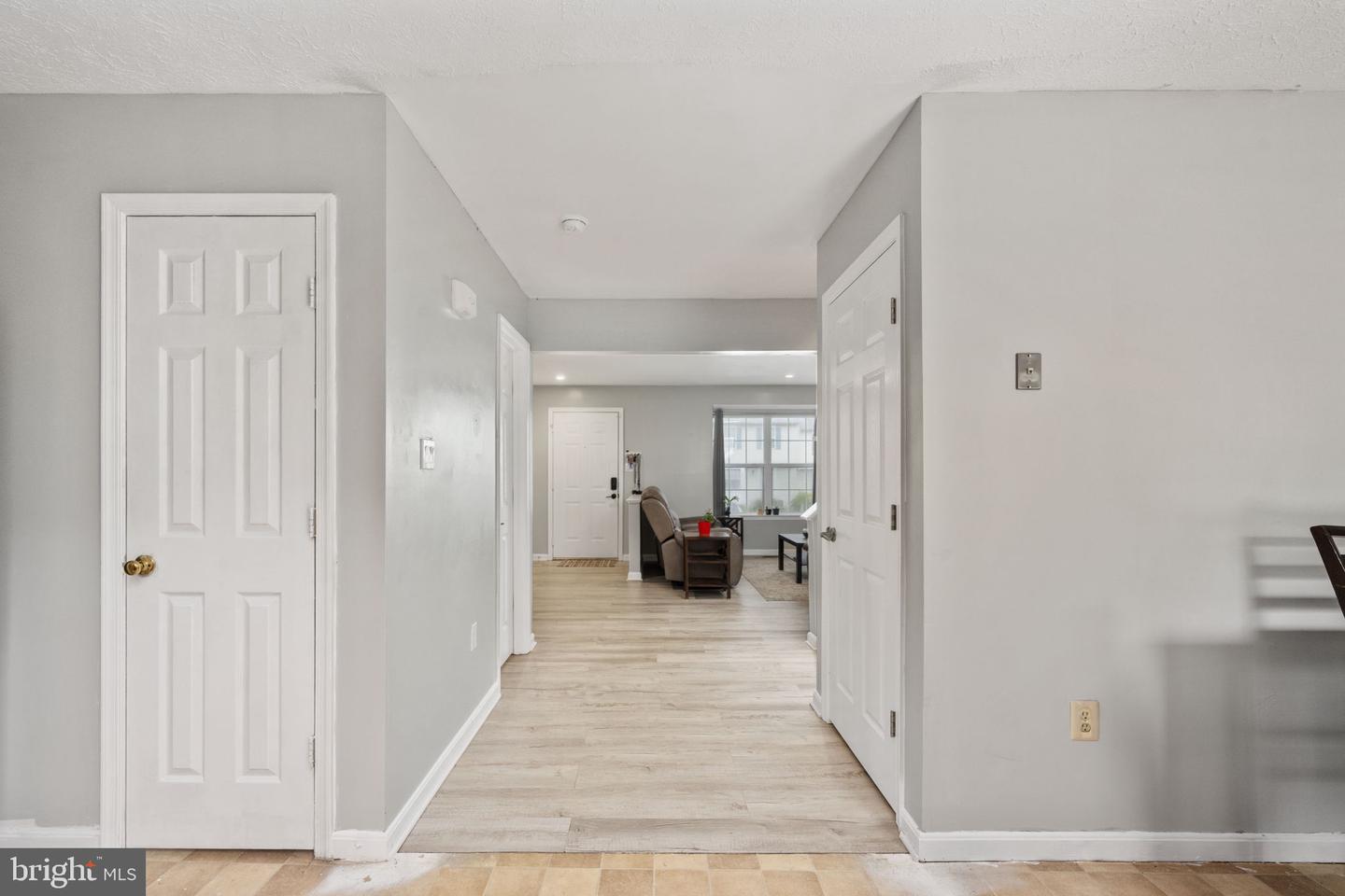 902 KINGS CREST DR, STAFFORD, Virginia 22554, 3 Bedrooms Bedrooms, ,3 BathroomsBathrooms,Residential,For sale,902 KINGS CREST DR,VAST2038176 MLS # VAST2038176
