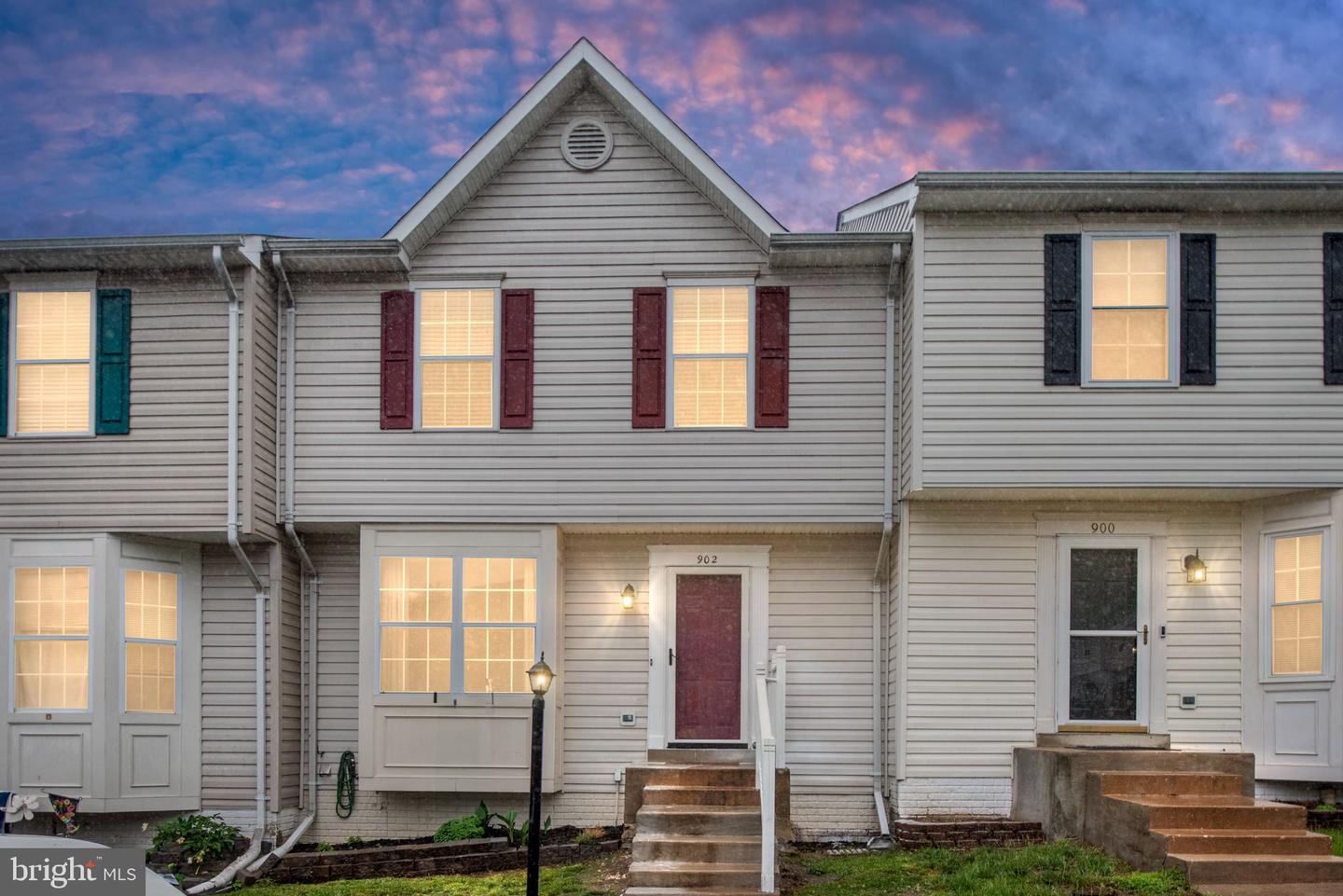 902 KINGS CREST DR, STAFFORD, Virginia 22554, 3 Bedrooms Bedrooms, ,3 BathroomsBathrooms,Residential,For sale,902 KINGS CREST DR,VAST2038176 MLS # VAST2038176