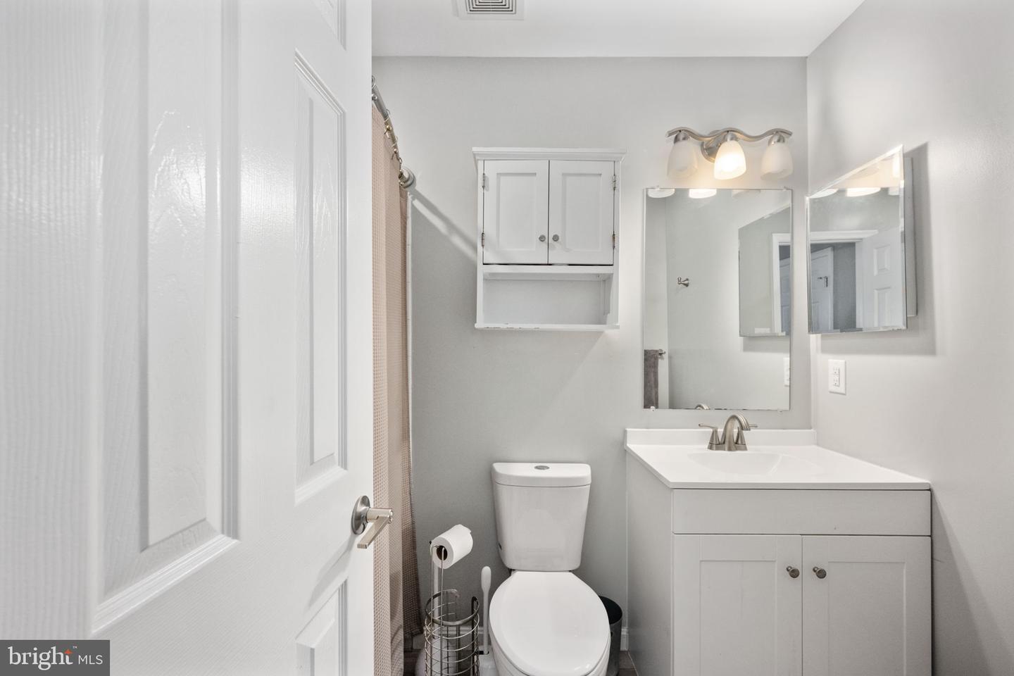 902 KINGS CREST DR, STAFFORD, Virginia 22554, 3 Bedrooms Bedrooms, ,3 BathroomsBathrooms,Residential,For sale,902 KINGS CREST DR,VAST2038176 MLS # VAST2038176