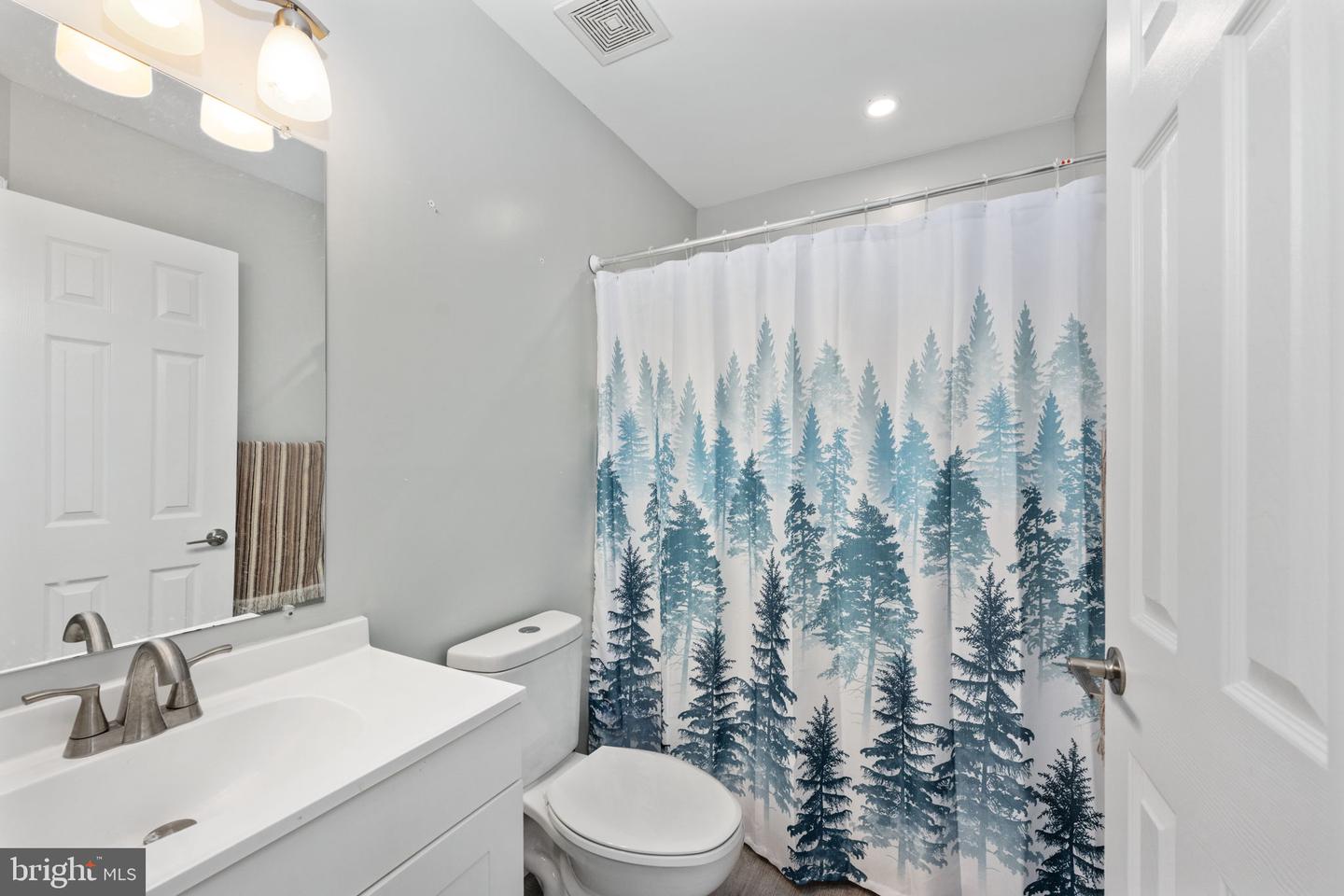 902 KINGS CREST DR, STAFFORD, Virginia 22554, 3 Bedrooms Bedrooms, ,3 BathroomsBathrooms,Residential,For sale,902 KINGS CREST DR,VAST2038176 MLS # VAST2038176