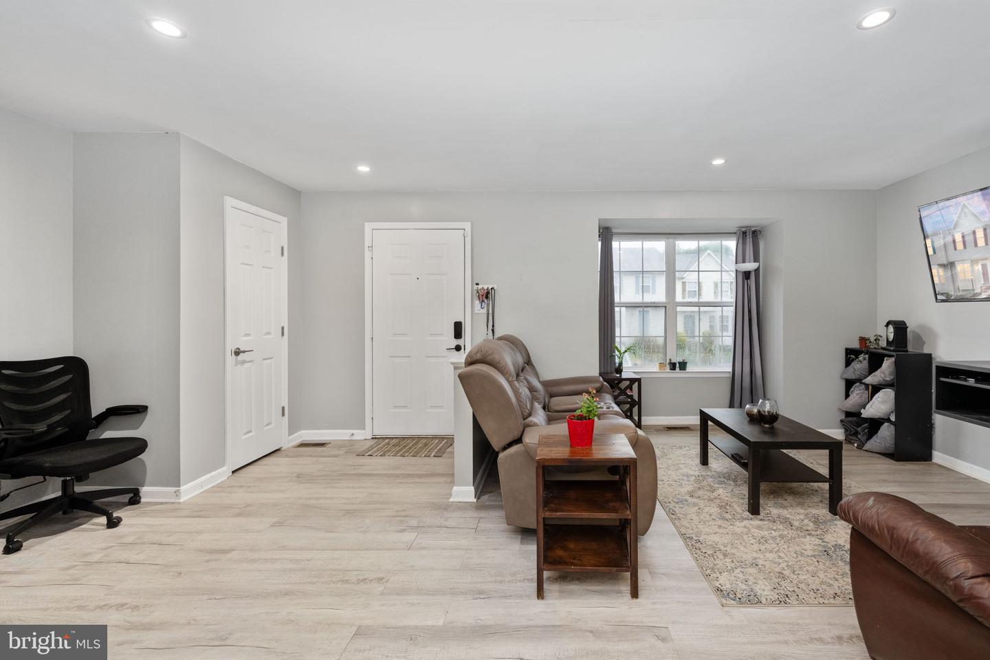 902 KINGS CREST DR, STAFFORD, Virginia 22554, 3 Bedrooms Bedrooms, ,3 BathroomsBathrooms,Residential,For sale,902 KINGS CREST DR,VAST2038176 MLS # VAST2038176