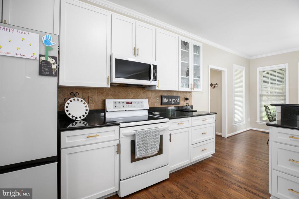 6101 W MELODY CT, FREDERICKSBURG, Virginia 22407, 4 Bedrooms Bedrooms, ,3 BathroomsBathrooms,Residential,6101 W MELODY CT,VASP2033082 MLS # VASP2033082