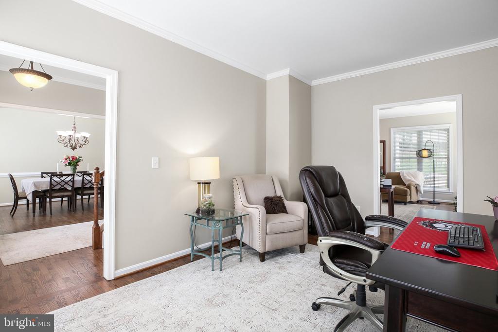 6101 W MELODY CT, FREDERICKSBURG, Virginia 22407, 4 Bedrooms Bedrooms, ,3 BathroomsBathrooms,Residential,6101 W MELODY CT,VASP2033082 MLS # VASP2033082