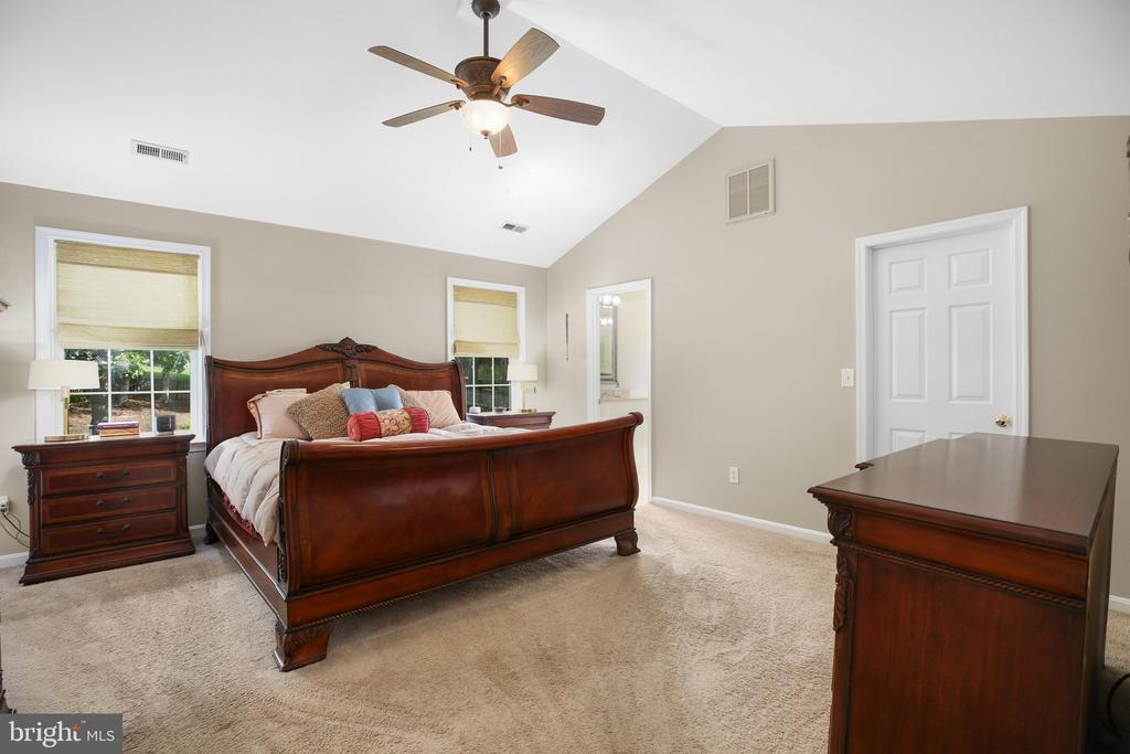6101 W MELODY CT, FREDERICKSBURG, Virginia 22407, 4 Bedrooms Bedrooms, ,3 BathroomsBathrooms,Residential,6101 W MELODY CT,VASP2033082 MLS # VASP2033082