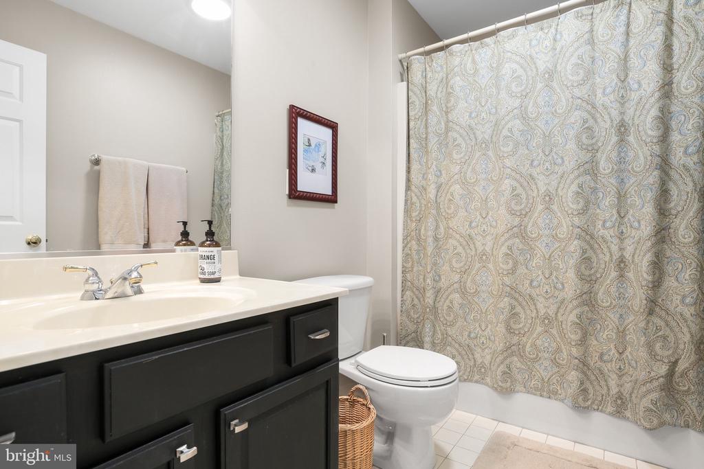 6101 W MELODY CT, FREDERICKSBURG, Virginia 22407, 4 Bedrooms Bedrooms, ,3 BathroomsBathrooms,Residential,6101 W MELODY CT,VASP2033082 MLS # VASP2033082