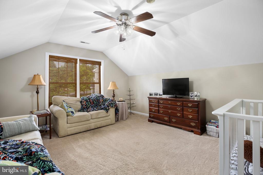 6101 W MELODY CT, FREDERICKSBURG, Virginia 22407, 4 Bedrooms Bedrooms, ,3 BathroomsBathrooms,Residential,6101 W MELODY CT,VASP2033082 MLS # VASP2033082