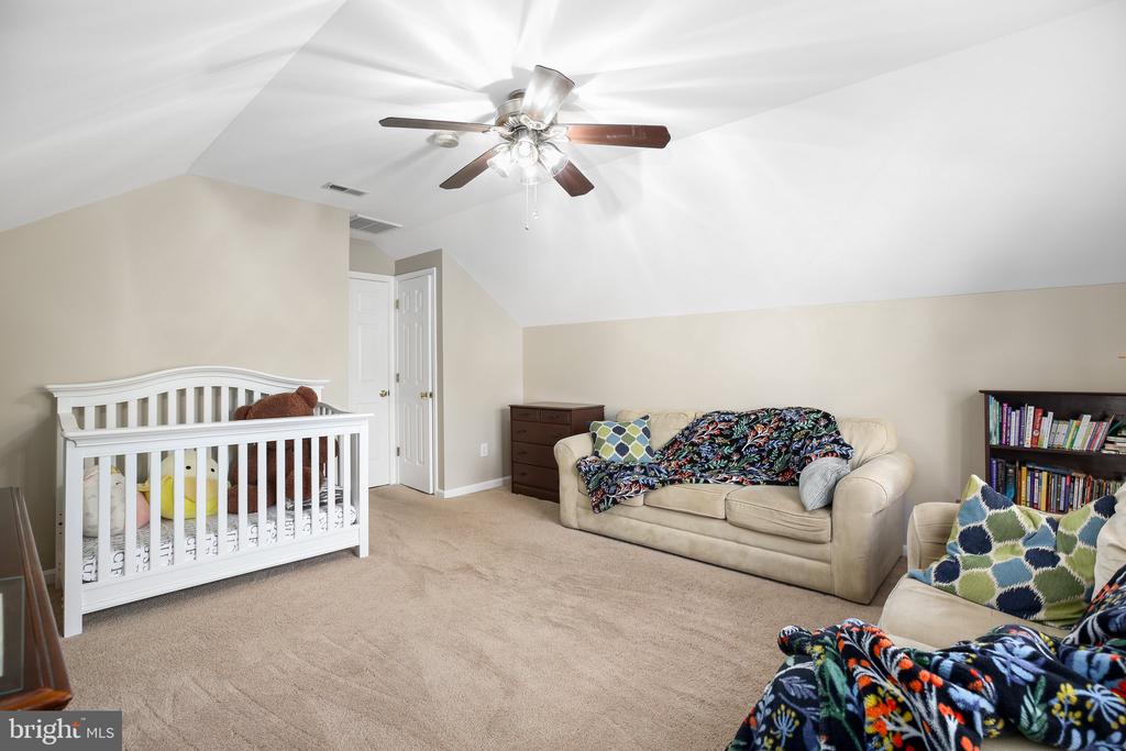 6101 W MELODY CT, FREDERICKSBURG, Virginia 22407, 4 Bedrooms Bedrooms, ,3 BathroomsBathrooms,Residential,6101 W MELODY CT,VASP2033082 MLS # VASP2033082