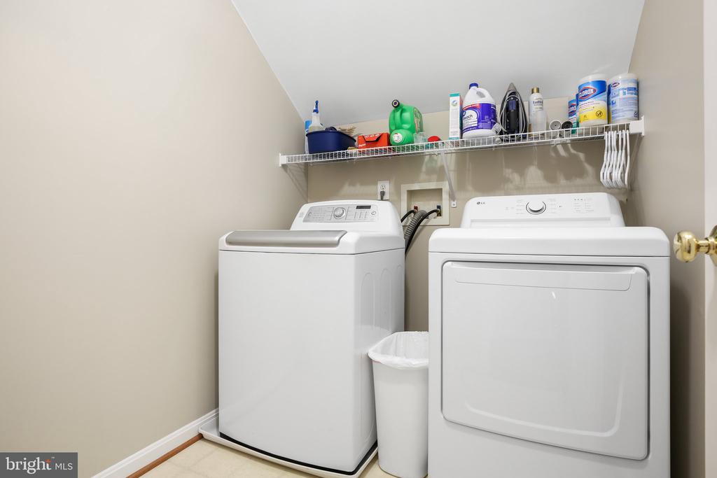 6101 W MELODY CT, FREDERICKSBURG, Virginia 22407, 4 Bedrooms Bedrooms, ,3 BathroomsBathrooms,Residential,6101 W MELODY CT,VASP2033082 MLS # VASP2033082