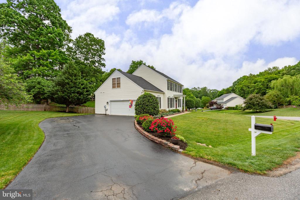 6101 W MELODY CT, FREDERICKSBURG, Virginia 22407, 4 Bedrooms Bedrooms, ,3 BathroomsBathrooms,Residential,6101 W MELODY CT,VASP2033082 MLS # VASP2033082