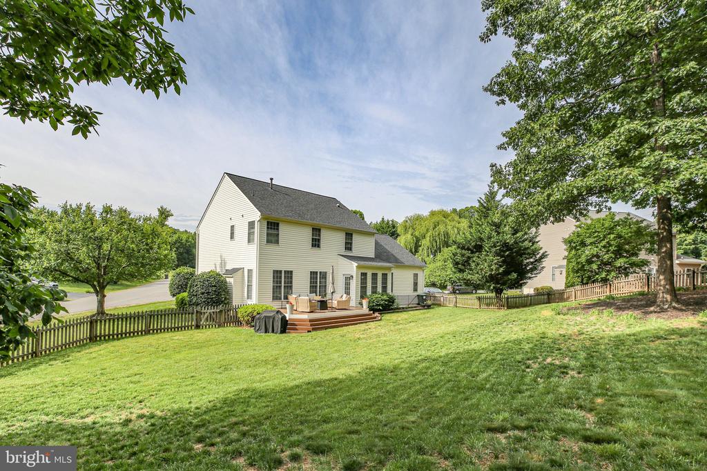 6101 W MELODY CT, FREDERICKSBURG, Virginia 22407, 4 Bedrooms Bedrooms, ,3 BathroomsBathrooms,Residential,6101 W MELODY CT,VASP2033082 MLS # VASP2033082