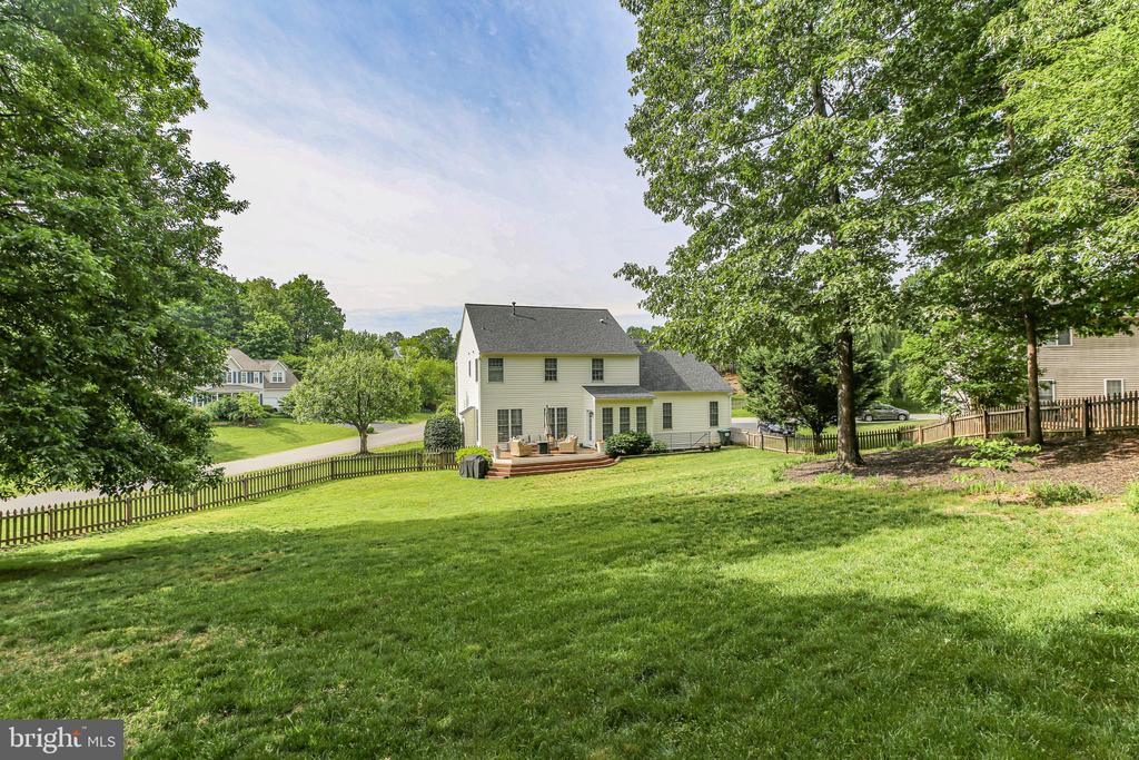 6101 W MELODY CT, FREDERICKSBURG, Virginia 22407, 4 Bedrooms Bedrooms, ,3 BathroomsBathrooms,Residential,6101 W MELODY CT,VASP2033082 MLS # VASP2033082